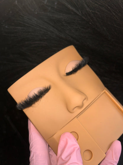(Handmade) Custom Mink Lashes - Olivia