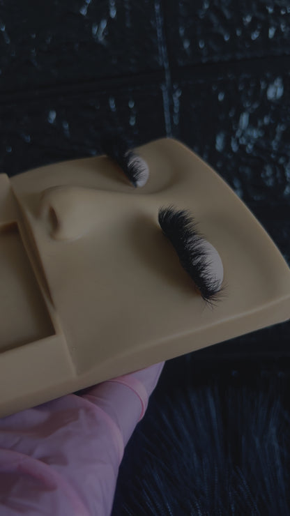 (Handmade) Custom Mink Lashes - Baby Doll